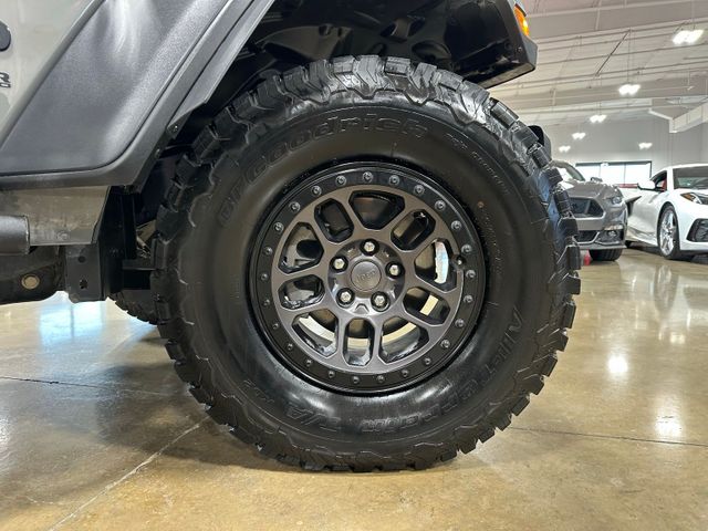 2022 Jeep Wrangler Unlimited High Tide Factory Lift | Irving, Texas | Hopper Motorplex 2022 Jeep Wrangler Unlimited High Tide Factory Lift | Irving, Texas | Hopper Motorplex