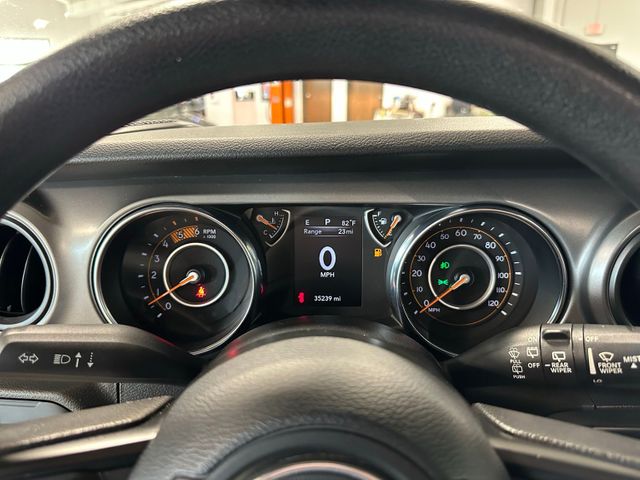 2022 Jeep Wrangler Unlimited Willys | Irving, Texas | Hopper Motorplex 2022 Jeep Wrangler Unlimited Willys | Irving, Texas | Hopper Motorplex