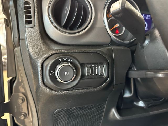 2022 Jeep Wrangler Unlimited Willys | Irving, Texas | Hopper Motorplex 2022 Jeep Wrangler Unlimited Willys | Irving, Texas | Hopper Motorplex