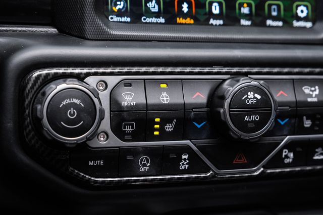 2022 Jeep Wrangler Unlimited Sahara Altitude, 4X4, SKY TOP, 8K | Carrollton, TX | Texas Vehicle Exchange