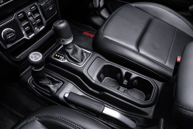 2022 Jeep Wrangler Unlimited Sahara Altitude, 4X4, SKY TOP, 8K | Carrollton, TX | Texas Vehicle Exchange