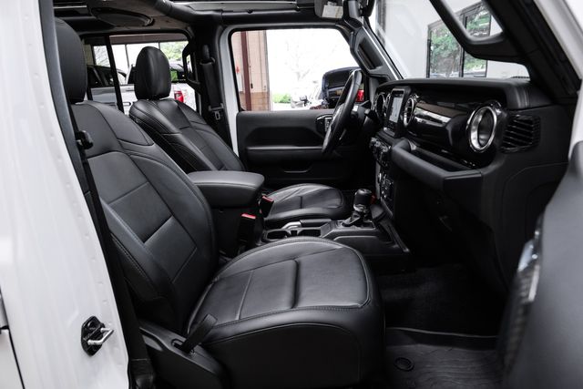 2022 Jeep Wrangler Unlimited Sahara Altitude, 4X4, SKY TOP, 8K | Carrollton, TX | Texas Vehicle Exchange 2022 Jeep Wrangler Unlimited Sahara Altitude, 4X4, SKY TOP, 8K | Carrollton, TX | Texas Vehicle Exchange