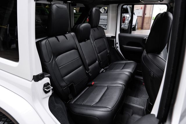 2022 Jeep Wrangler Unlimited Sahara Altitude, 4X4, SKY TOP, 8K | Carrollton, TX | Texas Vehicle Exchange 2022 Jeep Wrangler Unlimited Sahara Altitude, 4X4, SKY TOP, 8K | Carrollton, TX | Texas Vehicle Exchange