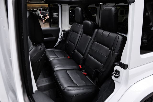 2022 Jeep Wrangler Unlimited Sahara Altitude, 4X4, SKY TOP, 8K | Carrollton, TX | Texas Vehicle Exchange 2022 Jeep Wrangler Unlimited Sahara Altitude, 4X4, SKY TOP, 8K | Carrollton, TX | Texas Vehicle Exchange