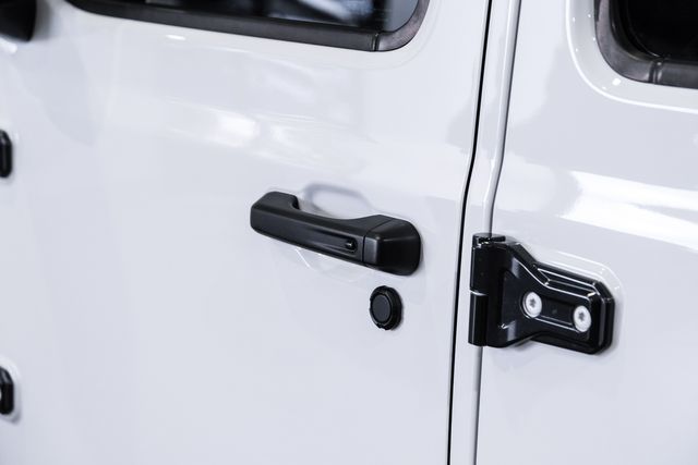 2022 Jeep Wrangler Unlimited Sahara Altitude, 4X4, SKY TOP, 8K | Carrollton, TX | Texas Vehicle Exchange