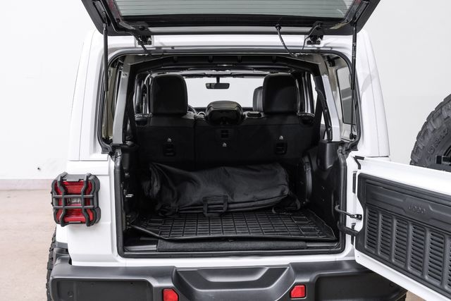 2022 Jeep Wrangler Unlimited Sahara Altitude, 4X4, SKY TOP, 8K | Carrollton, TX | Texas Vehicle Exchange 2022 Jeep Wrangler Unlimited Sahara Altitude, 4X4, SKY TOP, 8K | Carrollton, TX | Texas Vehicle Exchange