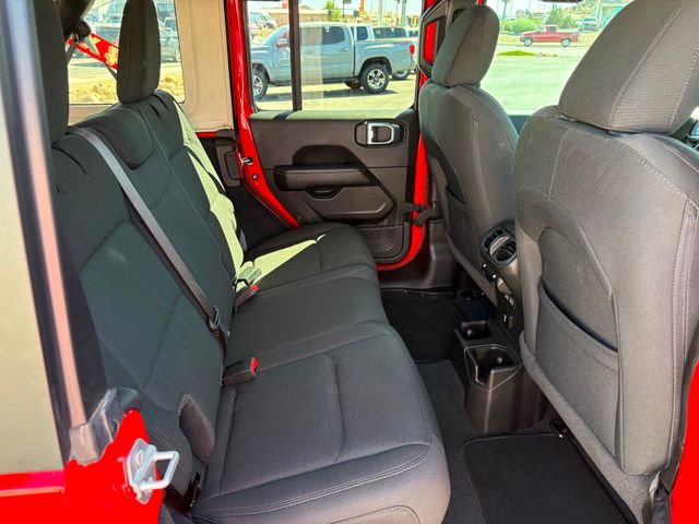 2022 Jeep Wrangler Unlimited Sahara 2022 Jeep Wrangler Unlimited Sahara