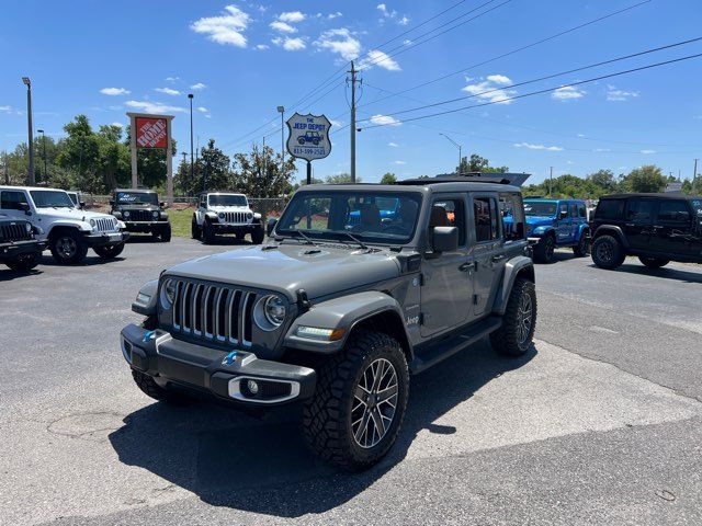2022 Jeep Wrangler Unlimited Sahara 4xe - Power-Top