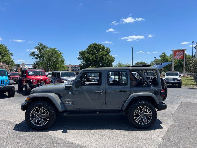 2022 Jeep Wrangler Unlimited Sahara 4xe - Power-Top