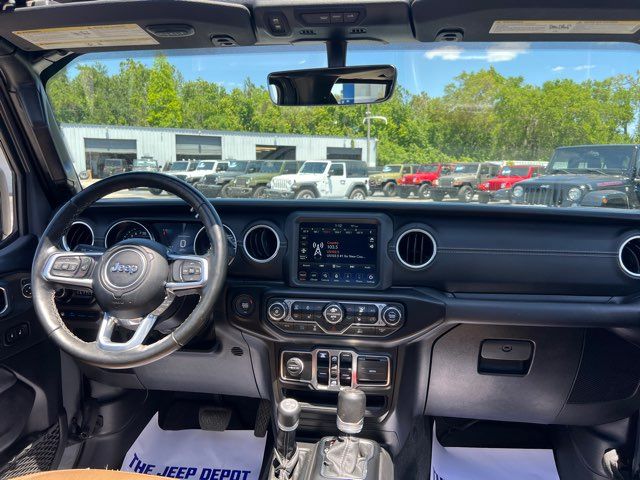 2022 Jeep Wrangler Unlimited Sahara 4xe - Power-Top