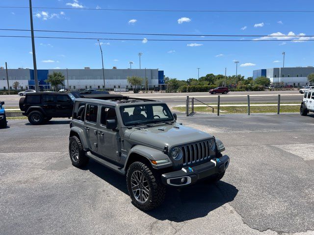 2022 Jeep Wrangler Unlimited Sahara 4xe - Power-Top
