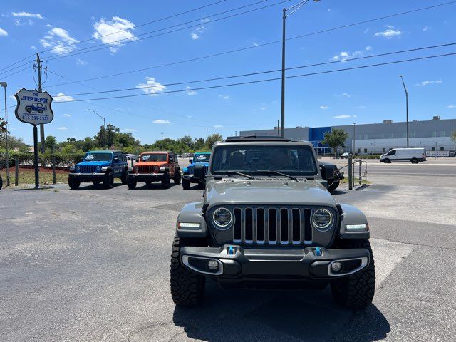 2022 Jeep Wrangler Unlimited Sahara 4xe - Power-Top