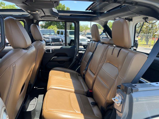 2022 Jeep Wrangler Unlimited Sahara 4xe - Power-Top