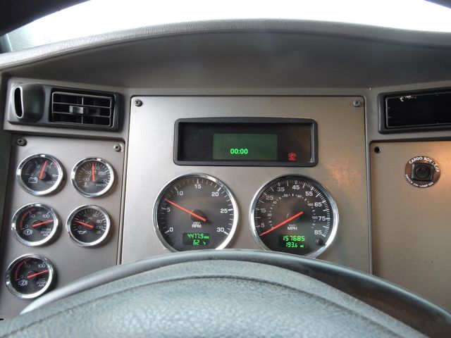 2022 Kenworth T270 26ft NON CDL