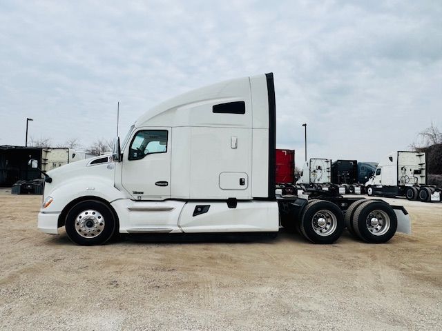 2022 Kenworth T680 | Dallas, TX | Infinity Trucks 2022 Kenworth T680 | Dallas, TX | Infinity Trucks