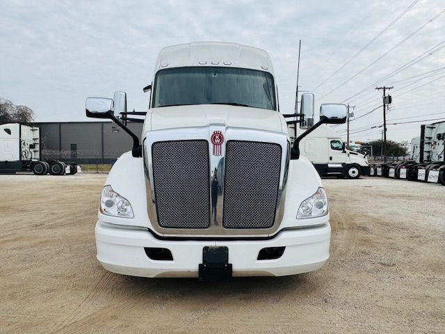 2022 Kenworth T680 | Dallas, TX | Infinity Trucks 2022 Kenworth T680 | Dallas, TX | Infinity Trucks