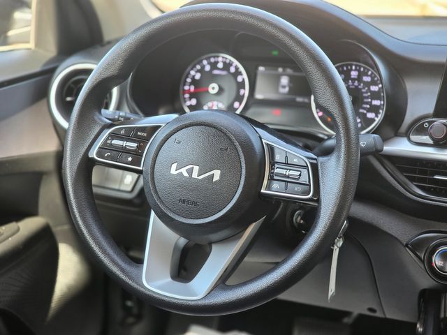 2022 Kia Forte FE | Reseda, CA | Angeles Auto Alliance
