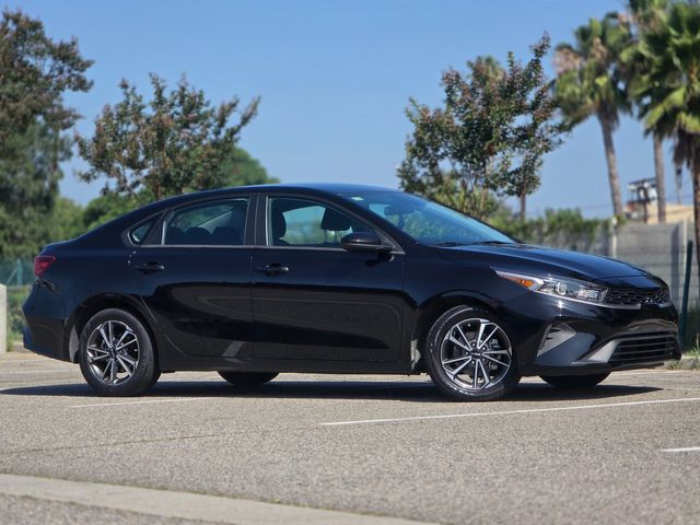 2022 Kia Forte FE | Reseda, CA | Angeles Auto Alliance