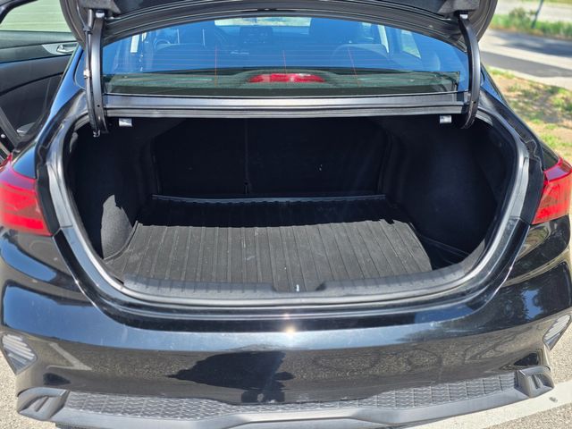 2022 Kia Forte FE | Reseda, CA | Angeles Auto Alliance