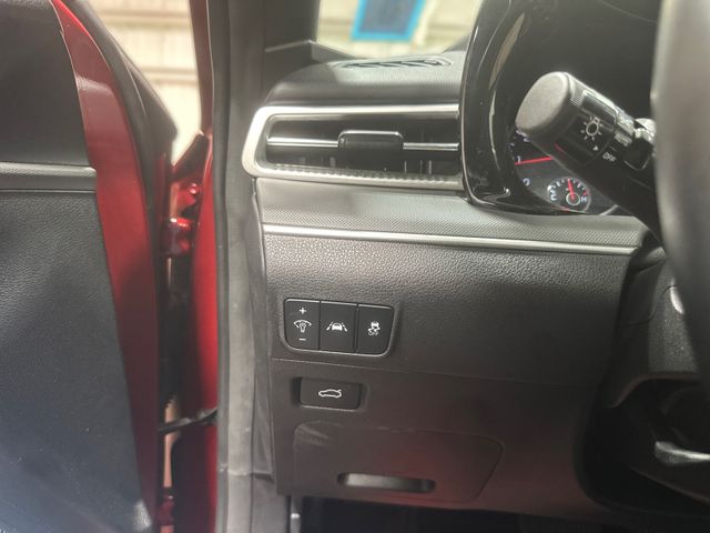 2022 Kia K5 GT-Line 2022 Kia K5 GT-Line