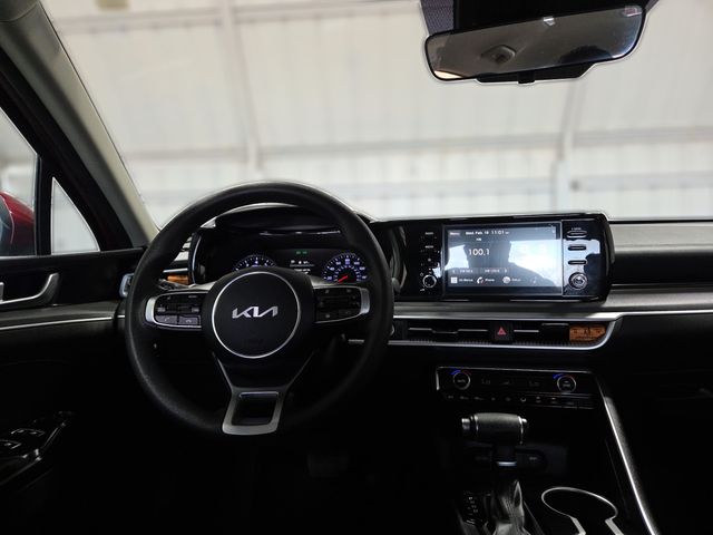 2022 Kia K5 LXS 2022 Kia K5 LXS