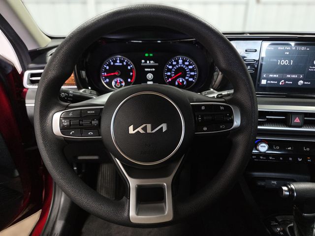 2022 Kia K5 LXS 2022 Kia K5 LXS