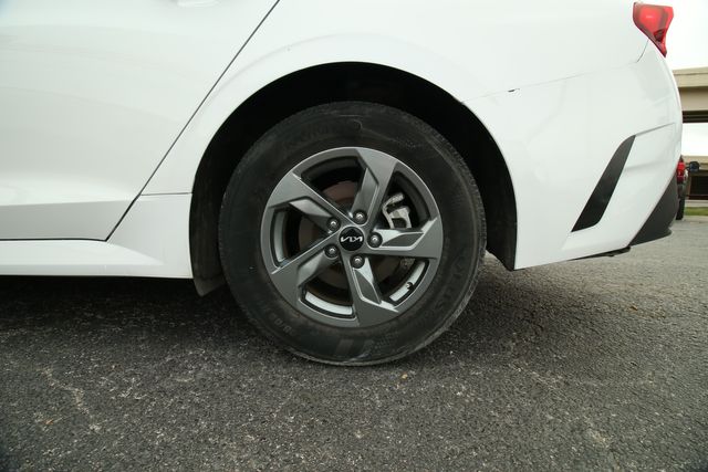 2022 Kia K5 LXS | San Antonio, TX | R&L Certified Auto Group 2022 Kia K5 LXS | San Antonio, TX | R&L Certified Auto Group