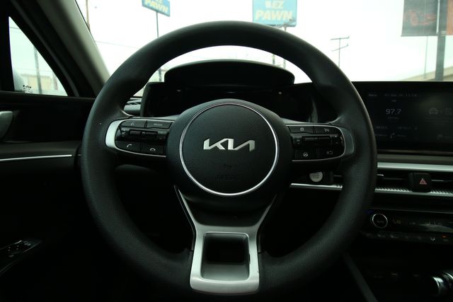 2022 Kia K5 LXS | San Antonio, TX | R&L Certified Auto Group 2022 Kia K5 LXS | San Antonio, TX | R&L Certified Auto Group