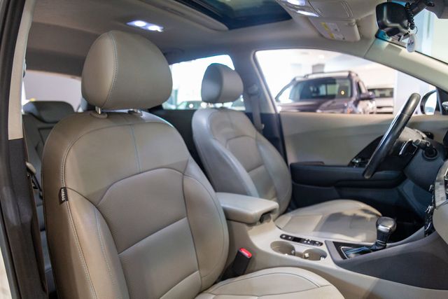 2022 Kia Niro EX Premium