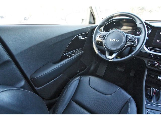 2022 Kia Niro Touring Special Edition