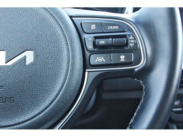 2022 Kia Niro Touring Special Edition