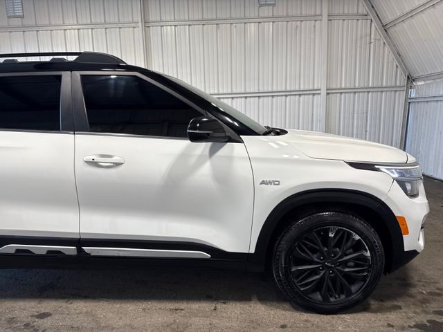 2022 Kia Seltos Nightfall Edition 2022 Kia Seltos Nightfall Edition