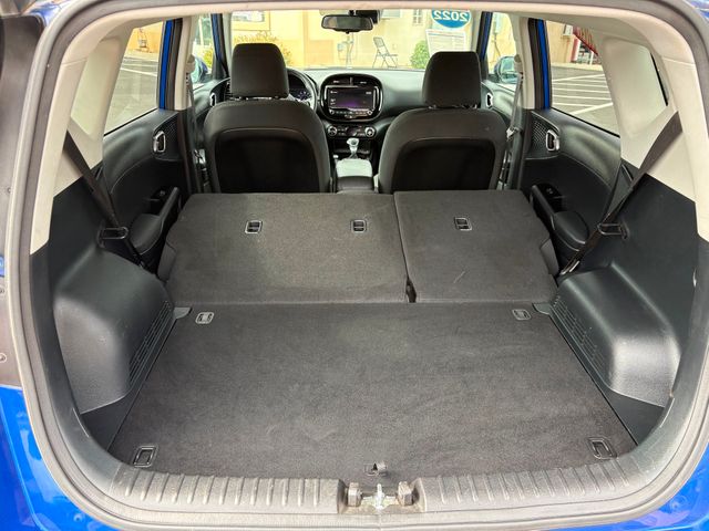 2022 Kia Soul GT-Line