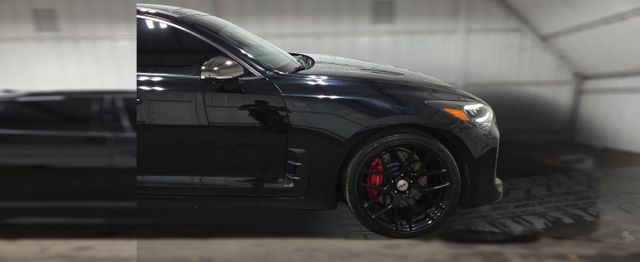 2022 Kia Stinger GT1