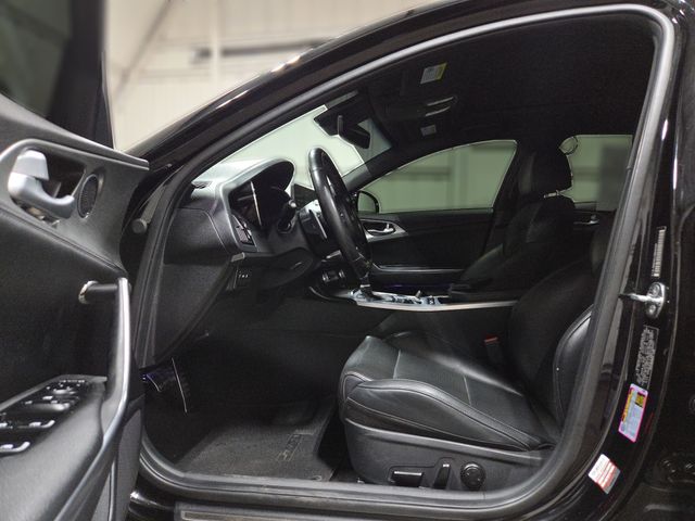 2022 Kia Stinger GT1