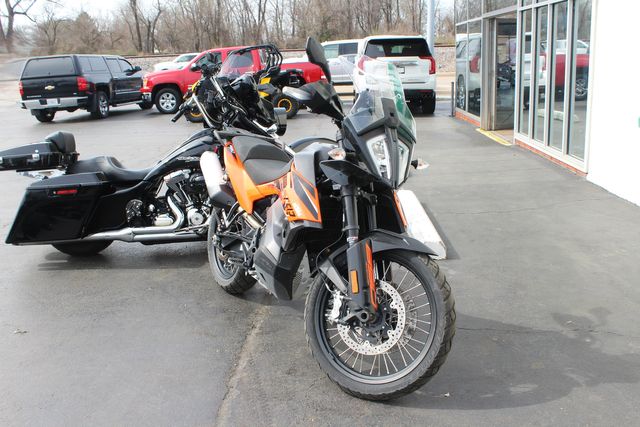 2022 Ktm Adventure 890 | Granite City, Illinois | MasterCars Company Inc.