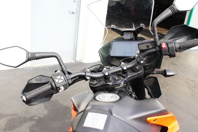 2022 Ktm Adventure 890 | Granite City, Illinois | MasterCars Company Inc.