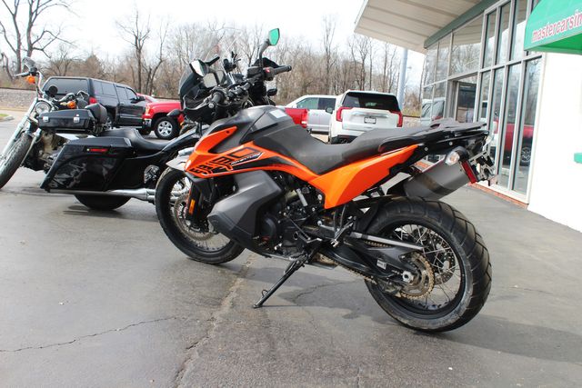 2022 Ktm Adventure 890 | Granite City, Illinois | MasterCars Company Inc. 2022 Ktm Adventure 890 | Granite City, Illinois | MasterCars Company Inc.