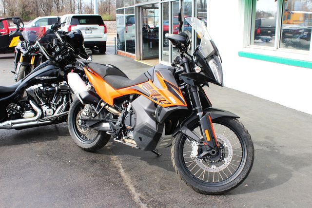 2022 Ktm Adventure 890 | Granite City, Illinois | MasterCars Company Inc.