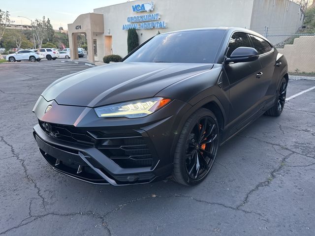 2022 Lamborghini Urus Base | Mesquite, TX | Texas Autos Direct