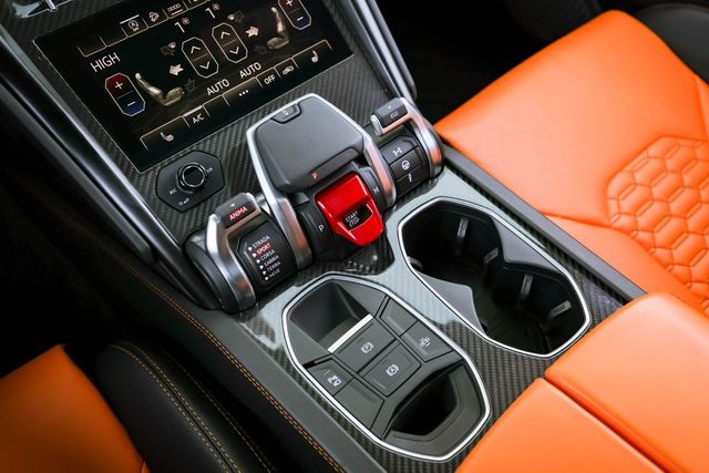 2022 Lamborghini Urus Base | Mesquite, TX | Texas Autos Direct