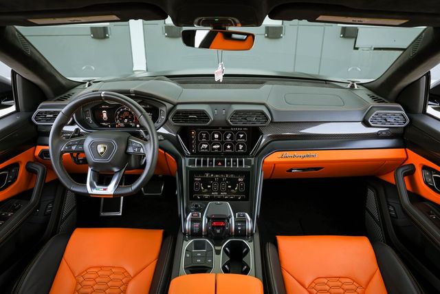 2022 Lamborghini Urus Base | Mesquite, TX | Texas Autos Direct