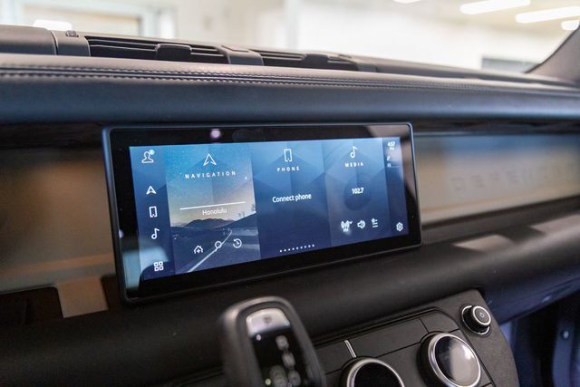 2022 Land Rover Defender 110 XS Edition