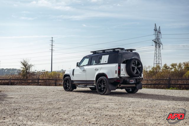 2022 Land Rover Defender 110 X-Dynamic HSE 2022 Land Rover Defender 110 X-Dynamic HSE