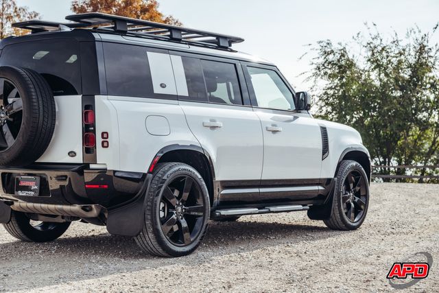 2022 Land Rover Defender 110 X-Dynamic HSE 2022 Land Rover Defender 110 X-Dynamic HSE