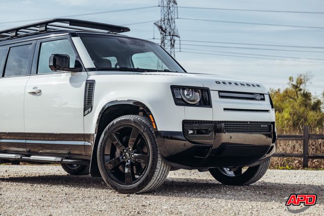 2022 Land Rover Defender 110 X-Dynamic HSE 2022 Land Rover Defender 110 X-Dynamic HSE