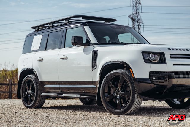 2022 Land Rover Defender 110 X-Dynamic HSE 2022 Land Rover Defender 110 X-Dynamic HSE