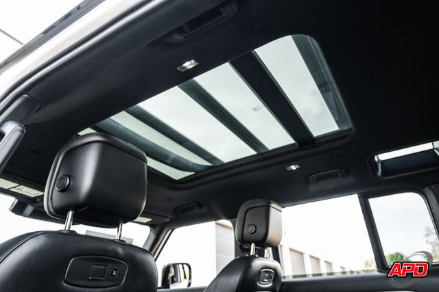 2022 Land Rover Defender 110 X-Dynamic HSE 2022 Land Rover Defender 110 X-Dynamic HSE