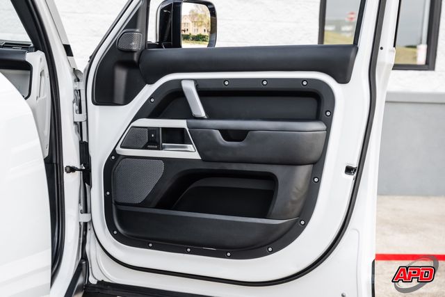 2022 Land Rover Defender 110 X-Dynamic HSE 2022 Land Rover Defender 110 X-Dynamic HSE