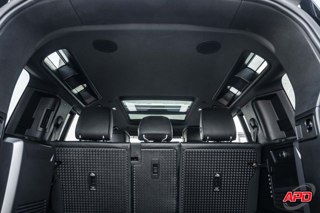 2022 Land Rover Defender 110 X-Dynamic HSE 2022 Land Rover Defender 110 X-Dynamic HSE